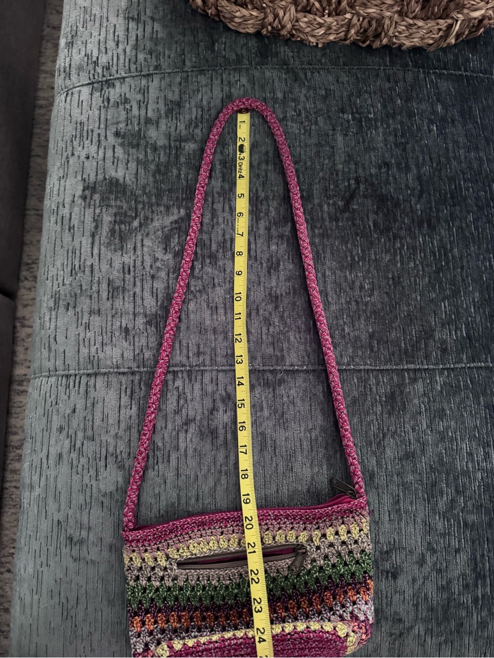 croft & barrow Berry Multi Crochet Crossbody Bag - Picture 3 of 7